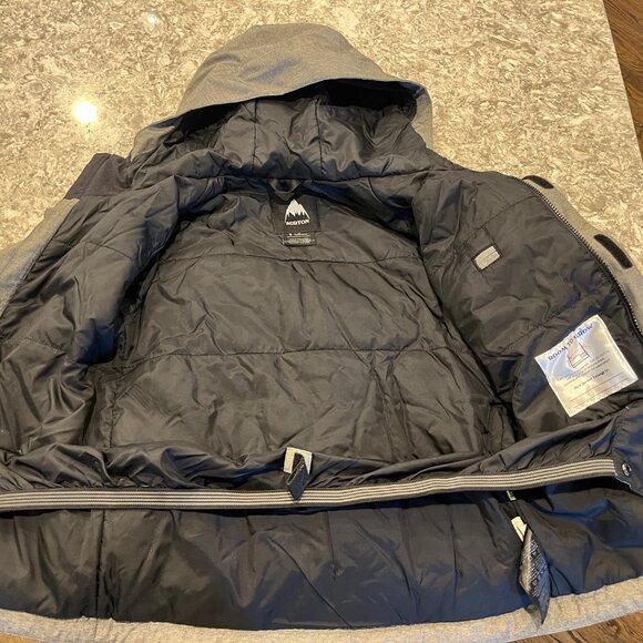 Burton boys size s ski/snowboard jacket - Picture 2 of 4